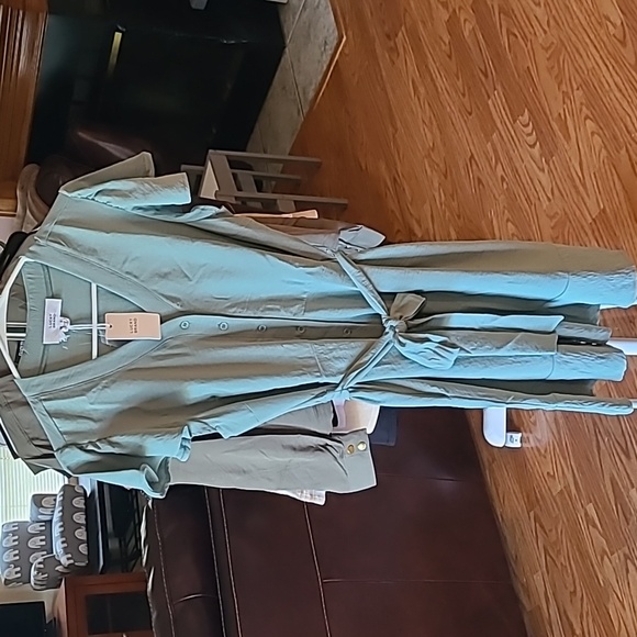 Lucky Brand Wavy Crepe Flutter Sleeve Shirt Mini Dress Size Medium - Picture 3 of 13